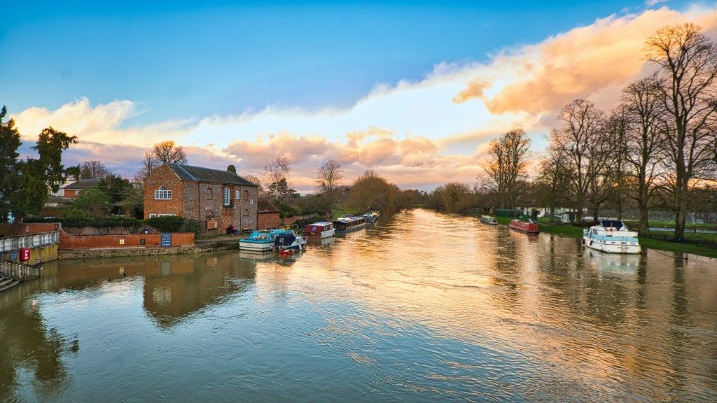6 surprisingly rural towns with a direct commuter train to&nbsp;London