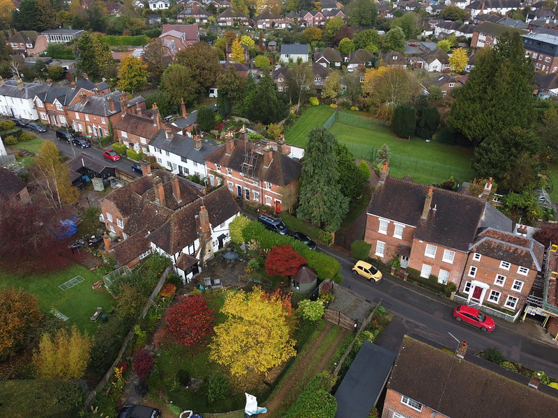 An overhead view of streets with historic buildings in Sevenoaks.